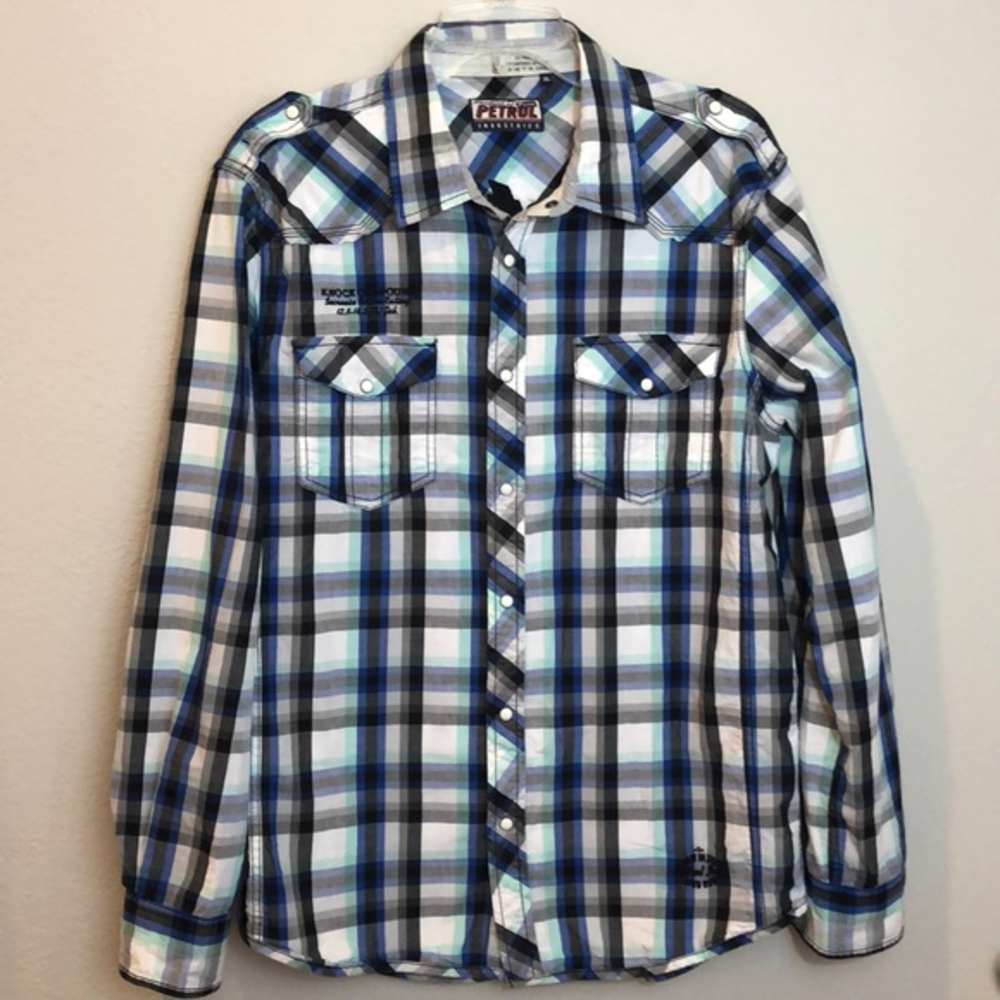 Petrol plaid pearl like snap button up